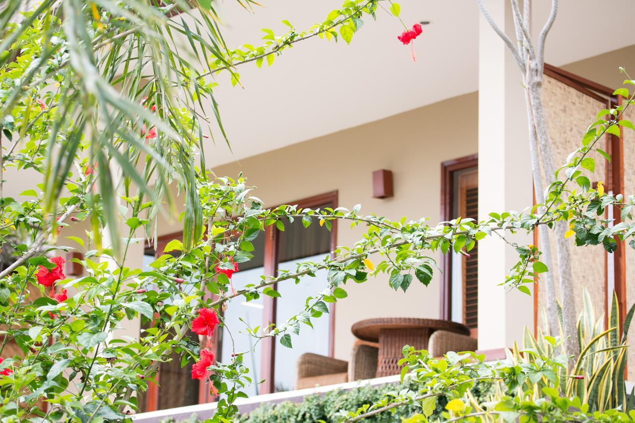 Imaj Private Villas Senggigi Exterior foto